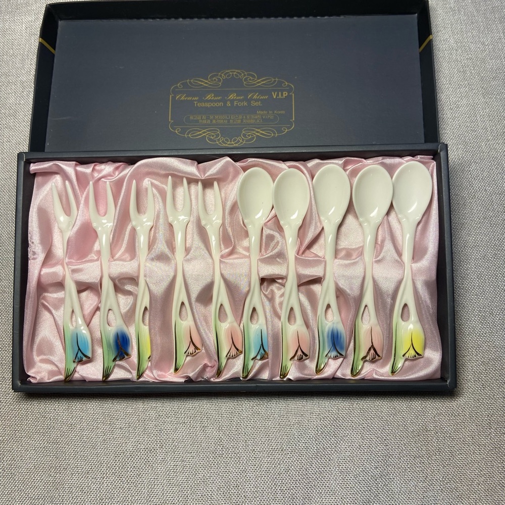 ChumBone Teaspoon & Fork Set. New with box